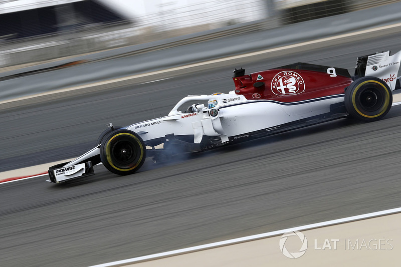 Marcus Ericsson, Sauber C37 bloque une roue