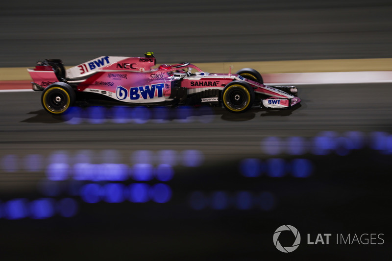 <img src="https://cdn-1.motorsport.com/static/custom/car-thumbs/F1_2018/TESTS/forceindia.png" alt="" width="250" /> Force India