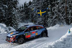 Thierry Neuville, Nicolas Gilsoul, Hyundai i20 WRC, Hyundai Motorsport