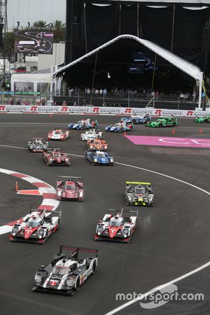 #1 Porsche Team Porsche 919 Hybrid: Timo Bernhard, Mark Webber, Brendon Hartley