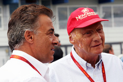 Jean Alesi sur la grille
