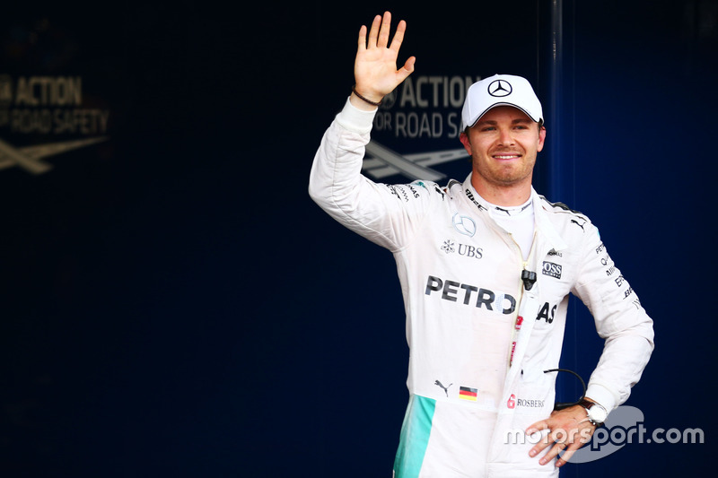 Nico Rosberg, Mercedes AMG F1  celebra su posición de pole en parc ferm