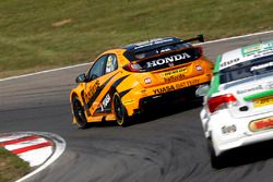 Matt Neal, Halfords Yuasa Racing