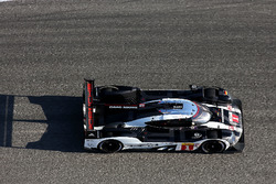 #1 Porsche Team Porsche 919 Hybrid: Timo Bernhard, Mark Webber, Brendon Hartley