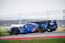 #36 Signatech Alpine A460: Gustavo Menezes, Nicolas Lapierre, Stéphane Richelmi