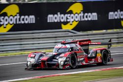 #8 Audi Sport Team Joest Audi R18 e-tron quattro: Lucas di Grassi, Loic Duval, Oliver Jarvis