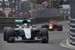 Lewis Hamilton, Mercedes AMG F1 W07 Hybrid