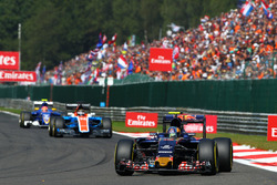 Carlos Sainz Jr., Scuderia Toro Rosso STR11