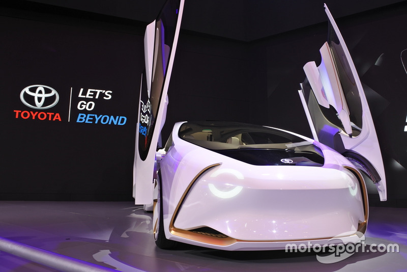Toyota Concept-i