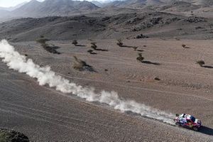 #300 Toyota Gazoo Racing: Nasser Al-Attiyah, Matthieu Baumel