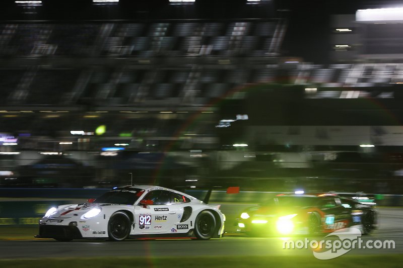 #912 Porsche GT Team Porsche 911 RSR: Earl Bamber, Laurens Vanthoor, Mathieu Jaminet