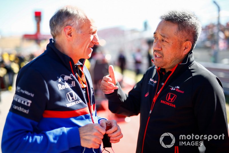 Franz Tost, Team Principal, Toro Rosso, e Masashi Yamamoto, General Manager, Honda Motorsport