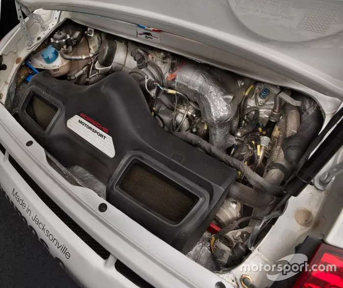 Porsche 997 GT3 Cup Car Engine