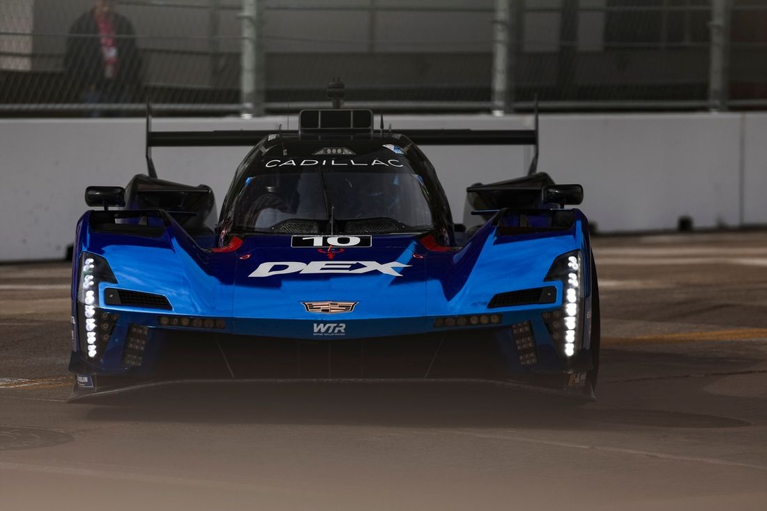 #10 Cadillac Wayne Taylor Racing Cadillac V- Series.R: Ricky Taylor, Filipe Albuquerque