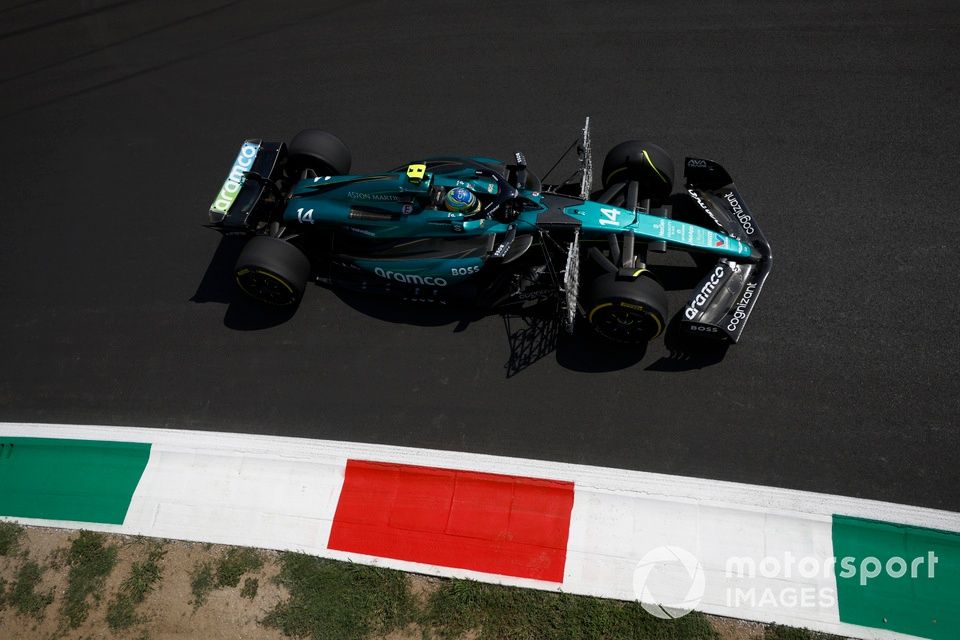 Fernando Alonso, Aston Martin AMR24