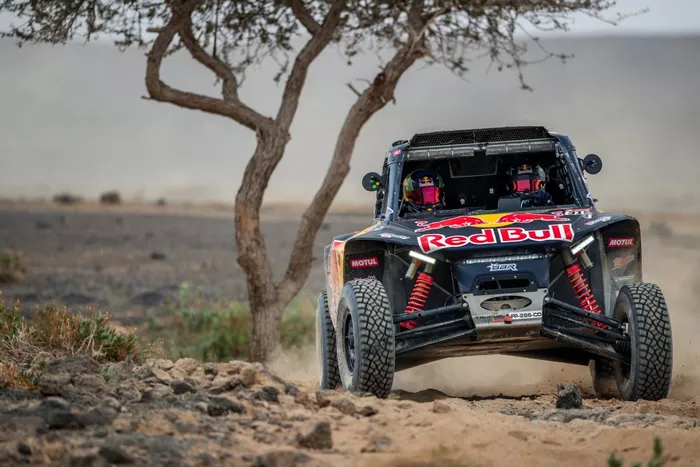 #319 Red Bull Off-Road Junior Team Taurus : Goncalo Guerreiro, Cadu Sachs