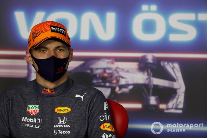 Max Verstappen, Red Bull Racing en la conferencia de prensa
