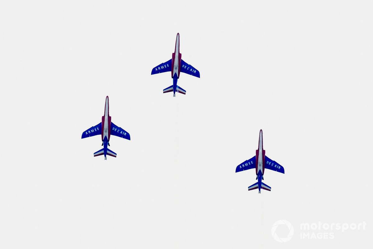 Aviones jets Alpha del equipo de exhibición Armee de l'Air et Espace La Patrouille de France