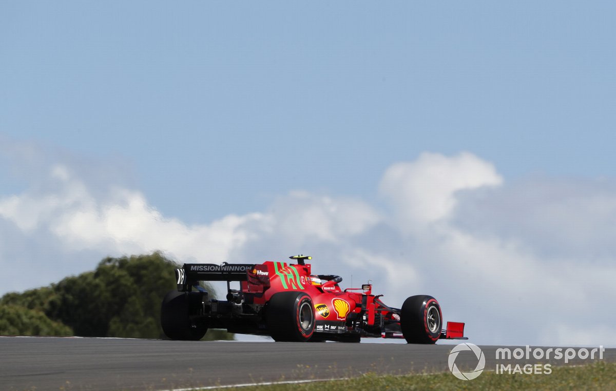 Carlos Sainz Jr., Ferrari SF21