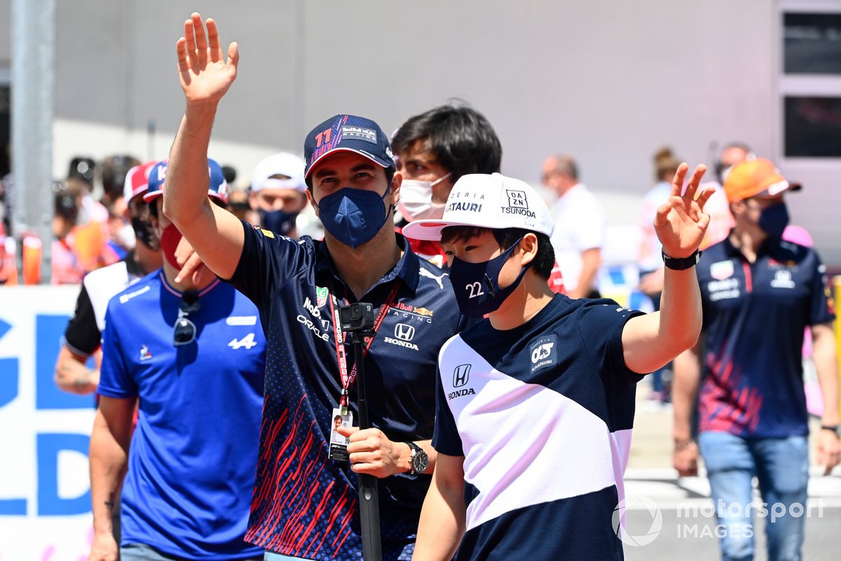 Sergio Pérez, Red Bull Racing, Yuki Tsunoda, AlphaTauri