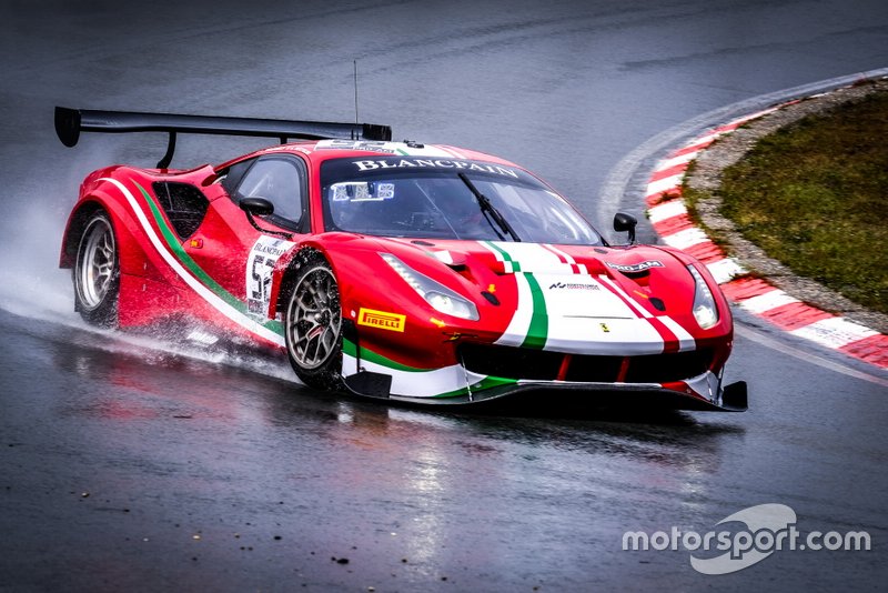 #52 AF Corse Ferrari 488 GT3: Louis Machiels, Andrea Bertolini
