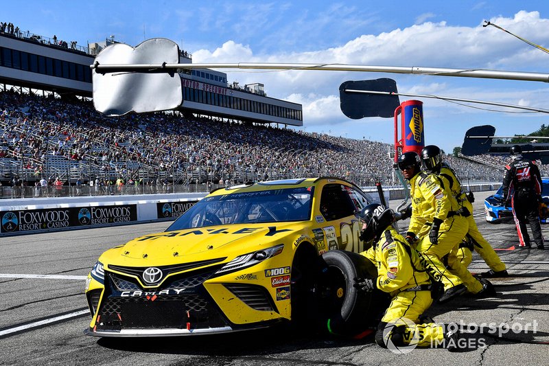 Erik Jones, Joe Gibbs Racing, Toyota Camry STANLEY