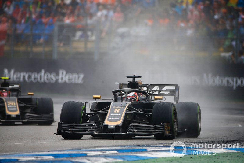 Romain Grosjean, Haas F1 Team VF-19, Kevin Magnussen, Haas F1 Team VF-19