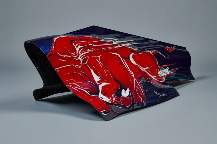 Cubierta del motor de la Scuderia Toro Rosso