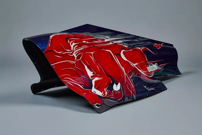 Cubierta del motor de la Scuderia Toro Rosso