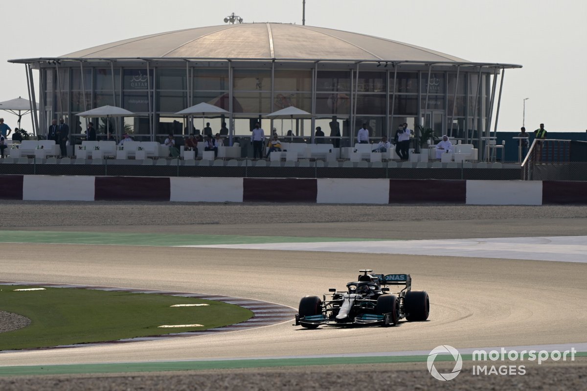 Lewis Hamilton, Mercedes W12