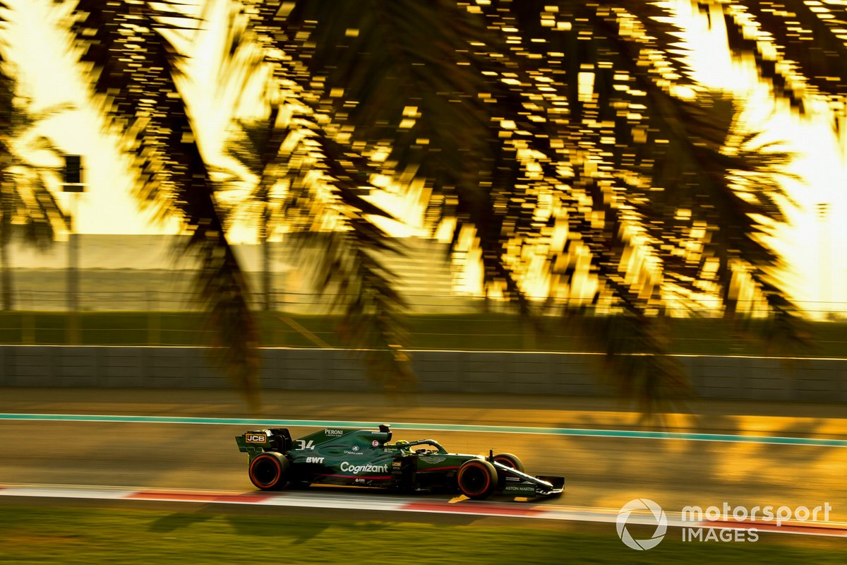 Nick Yelloly, Aston Martin AMR21