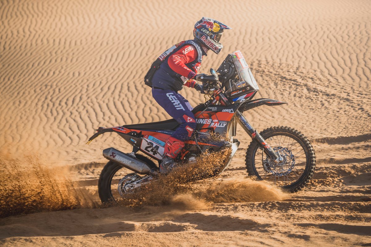 #24 Team Baines Rally KTM: Camille Chapeliere