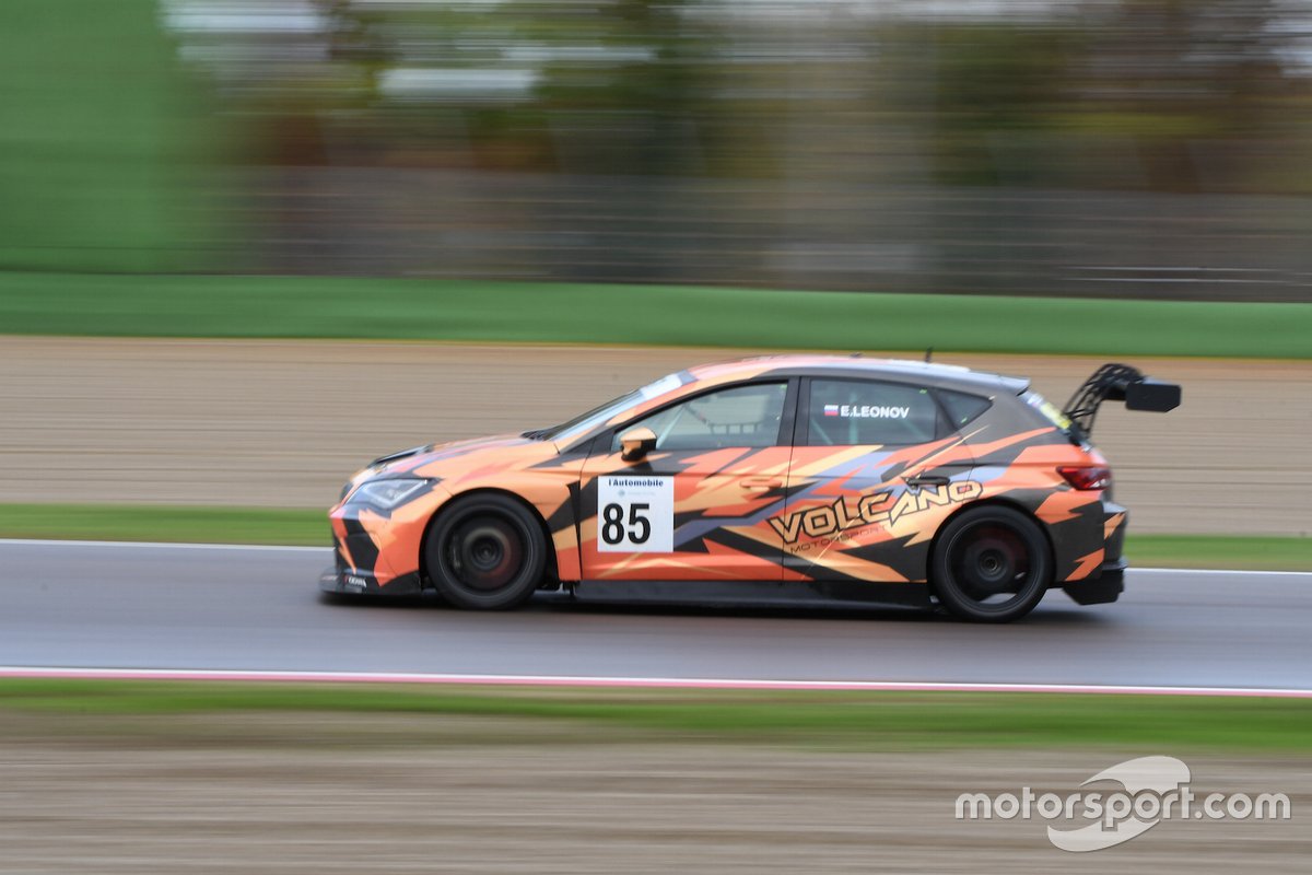 Evgeniy Leonov, Volcano Motorsport, Cupra TCR SEQ