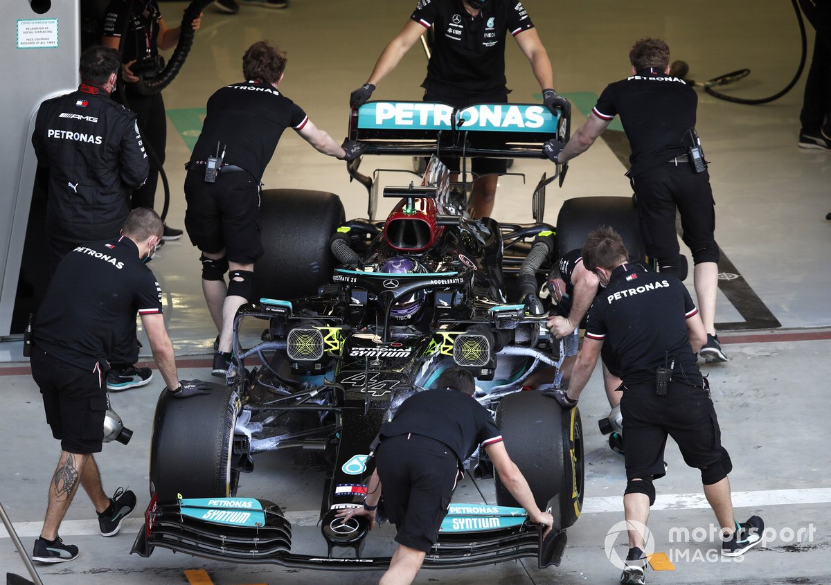 Lewis Hamilton, Mercedes W12