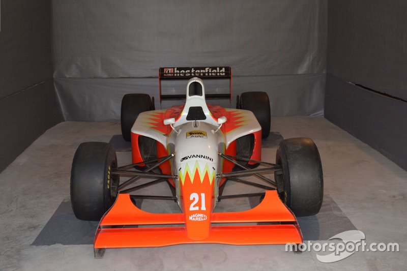 Lola T93/30, Scuderia Italia