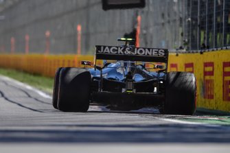 Kevin Magnussen, Haas VF-19