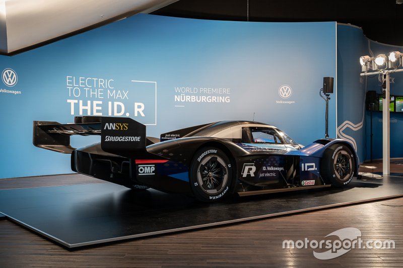 I.D. R prototype for the Nordschleife record drive