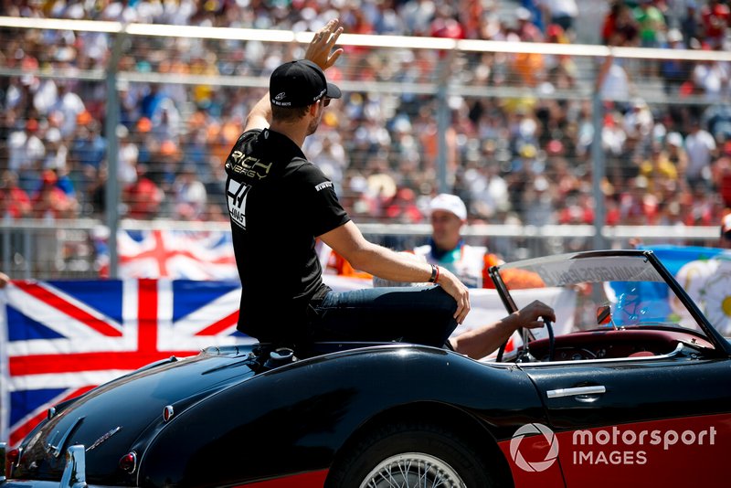 Romain Grosjean, Haas F1, en el desfile de pilotos