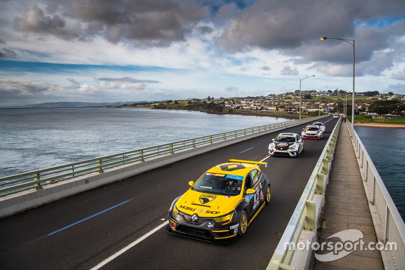 TCR Australia Phillip Island bridge crossing