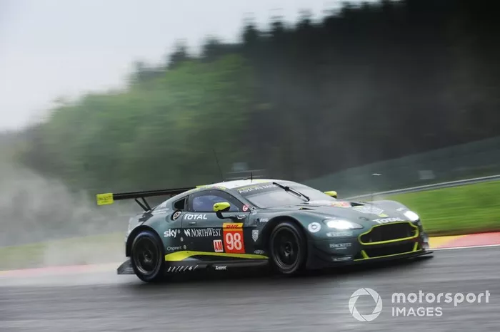 #98 Aston Martin Racing Aston Martin Vantage: Paul Dalla Lana, Pedro Lamy, Mathias Lauda 
