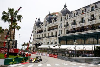 Nico Hulkenberg, Renault R.S. 19