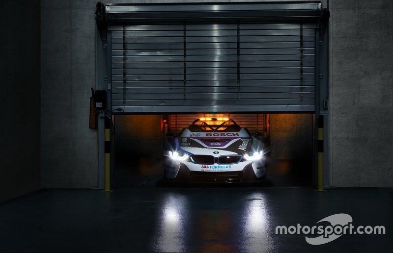 BMW i8 Roadster Safety Car