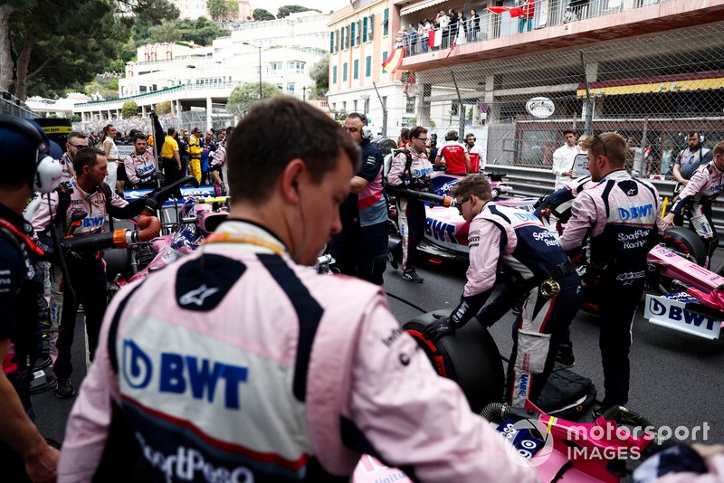 Racing Point mechanics on the grid