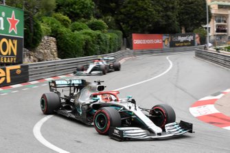 Valtteri Bottas, Mercedes AMG W10, voor Valtteri Bottas, Mercedes AMG W10