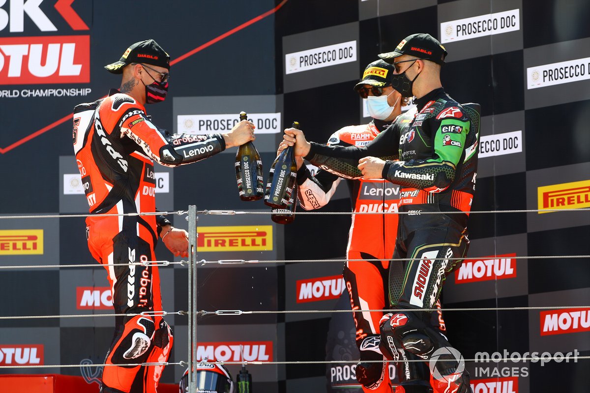 Scott Redding, Arubait Racing Ducati, Chaz Davies, Arubait Racing Ducati, Jonathan Rea, Kawasaki Racing Team