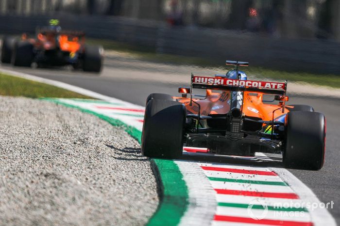 Carlos Sainz Jr., McLaren MCL35