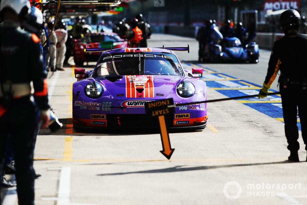 #57 Team Project 1 Porsche 911 RSR: Ben Keating, Felipe Fraga, Jeroen Bleekemolen