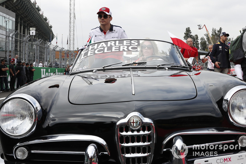 Charles Leclerc, Sauber on the drivers parade