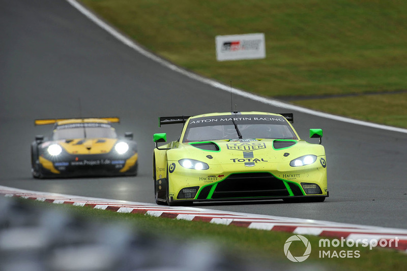 #97 Aston Martin Racing Aston Martin Vantage AMR: Alex Lynn, Maxime Martin 