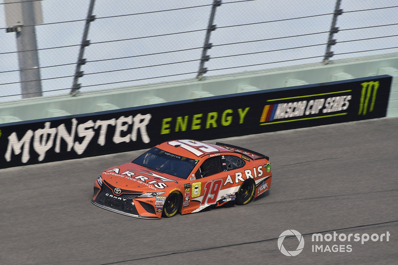 Daniel Suarez, Joe Gibbs Racing, Toyota Camry ARRIS